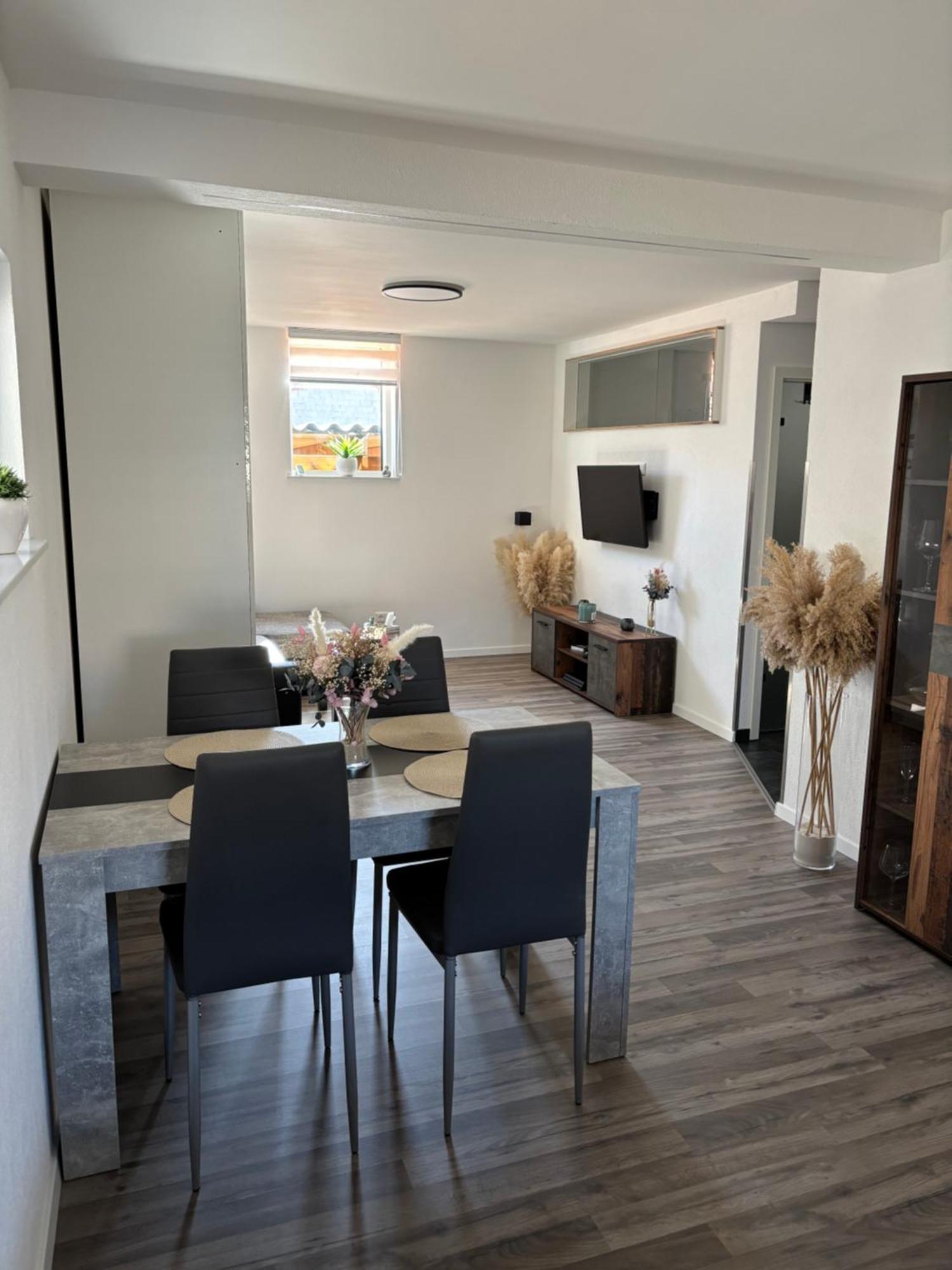 Ferienwohnung In Der Suedpfalz Zeiskam Bagian luar foto