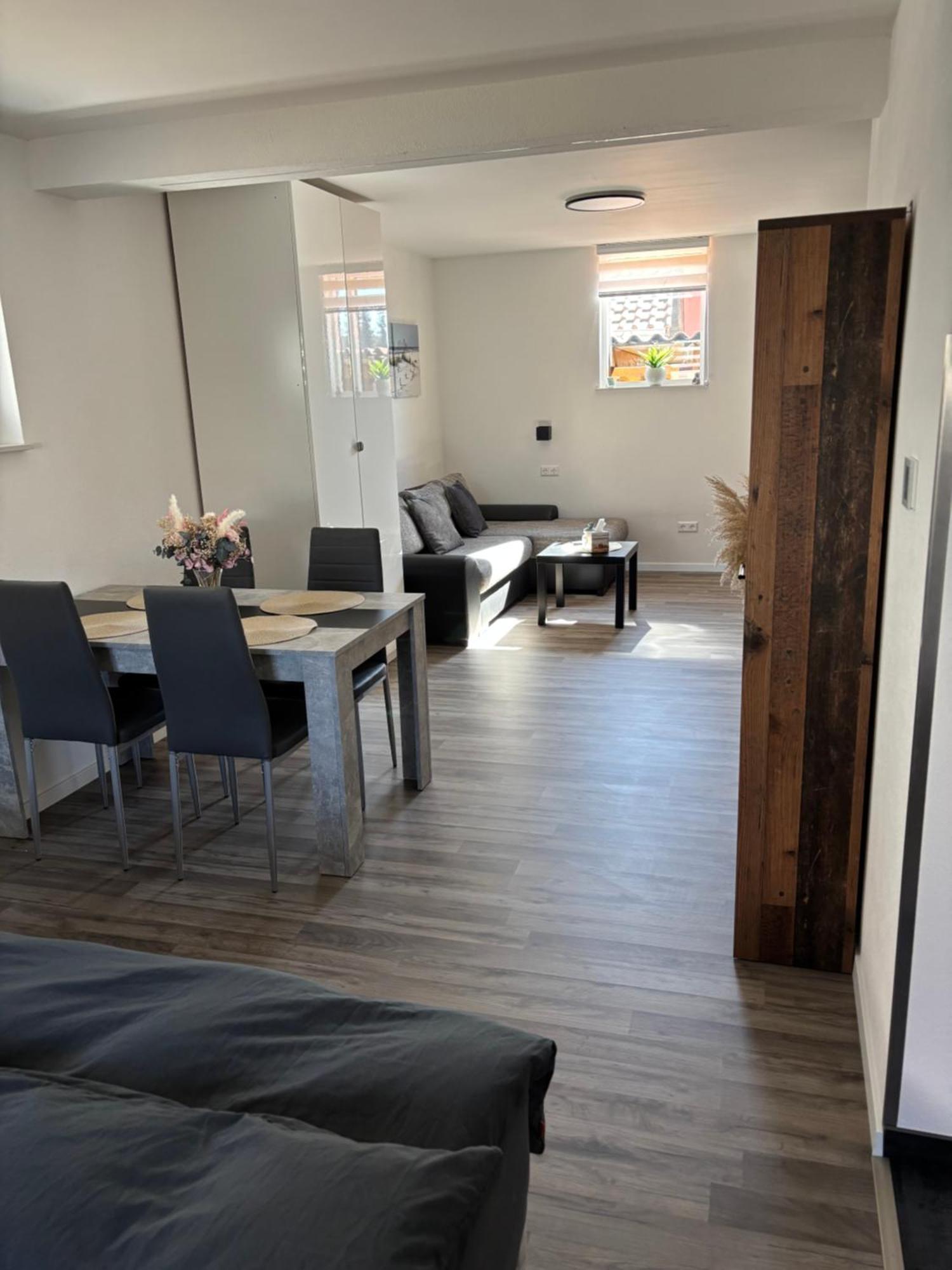Ferienwohnung In Der Suedpfalz Zeiskam Bagian luar foto